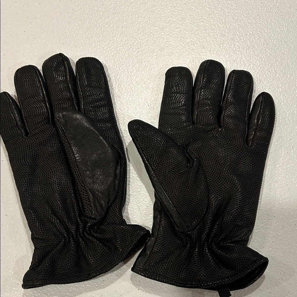 3M Thinsulate Black Textured Gloves